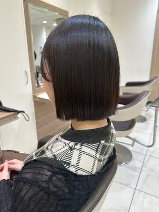 ミディアム 韓国レイヤー🇰🇷 Hiiro💜のヘアスタイル