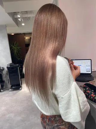 ロング カラー LUANA/千種 さなのヘアスタイル