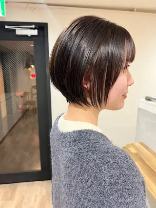 ショート 🌱小顔魅せカット 透明感カラー/泉綺のヘアスタイル