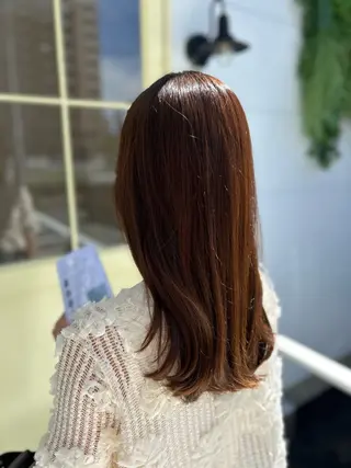 セミロング AFLOAT SAYURIのヘアスタイル