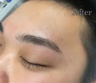 アイブロウ RUNWAY 　　の眉毛・アイブロウイメージ