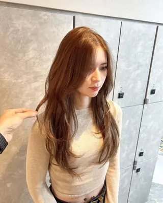 ロング ガルボヘアー心斎橋店所属・心斎橋/髪型整形美容 師/カット/カラーのヘアスタイル