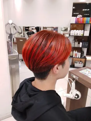 ショート カラー メンズ 本間 郁梨のヘアスタイル