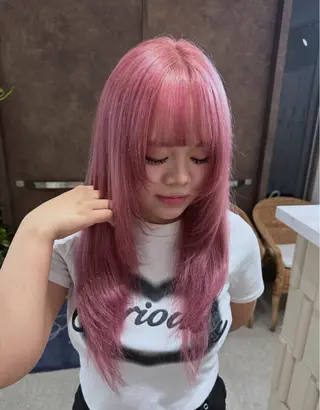 ロング ボブ/ハイトーン🪽 堀内志茉🍀のヘアスタイル