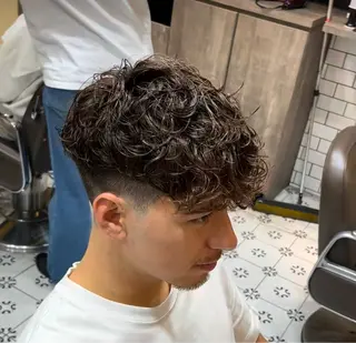 パーマ GROOMERS TOKYO 渋谷店所属・山田 雅のヘアスタイル