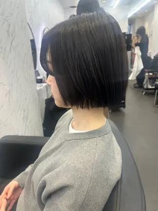 ショート 韓国艶カラー 🇰🇷💎MIUのヘアスタイル