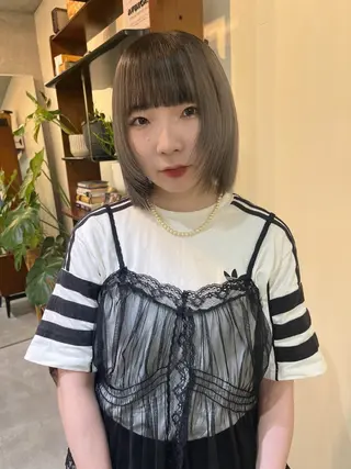 ショート レイヤーカット\ウル フ　chinatsuのヘアスタイル