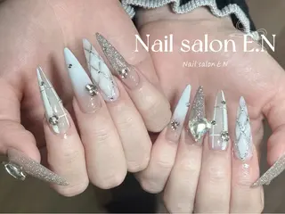 ネイル E.N🦋 長さ出し/持ち込みのネイルデザイン