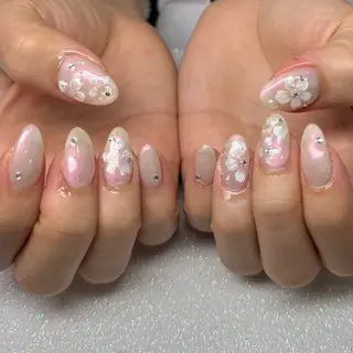 ネイル VIERU YURIのネイルデザイン