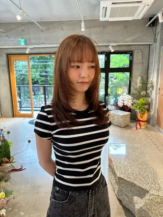 ミディアム 栄/レイヤーカット /オリーブ/傑🦥のヘアスタイル