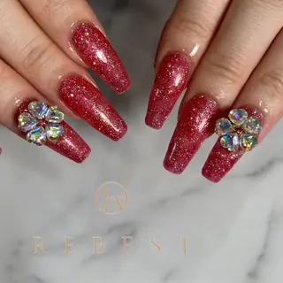 ネイル ❤️💛REBEST 京橋店のネイルデザイン