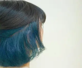 ショート カラー 透明感ハイライト◎ 伊藤夏海のヘアスタイル