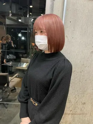 ショート カラー ネイル マツエク・マツパ アイブロウ ⭐ハイトーンブリーチ ミルクティーピンクのヘアスタイル