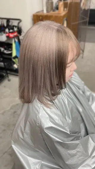 カラー nico麻生 加賀谷 すみれのヘアスタイル