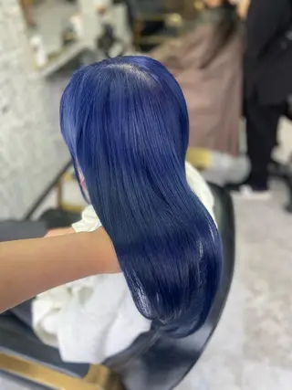 ロング 瀧下 唯のヘアスタイル