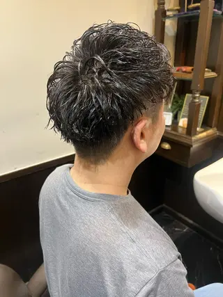 ショート パーマ メンズ 圓子 快のヘアスタイル