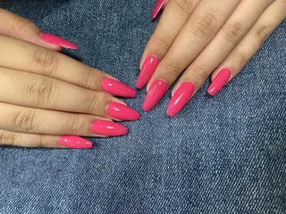 ネイル アフローディアネイル所属・本木 彩華のネイルデザイン