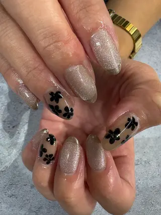 ネイル 杉山 星菜のネイルデザイン