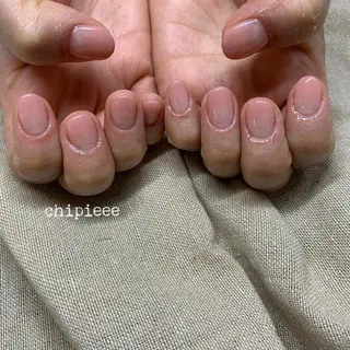 ネイル charme所属・. SHIORIのネイルデザイン