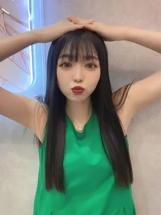 ロング karin ボブハイトーンのヘアスタイル