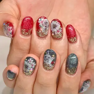 ネイル VOGUE ×SWANのネイルデザイン