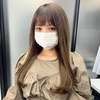 ロング カラー シールエクステ特化 ハイトーン、NANAのヘアスタイル