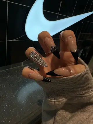 ネイル 𝐑𝐚𝐲 𝐧𝐚𝐢𝐥所属・𝐑𝐚𝐲 𝐧𝐚𝐢𝐥のネイルデザイン