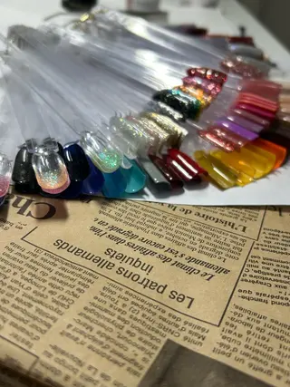 ネイル 鈴木 志歩のネイルデザイン