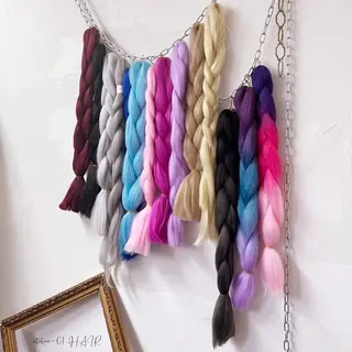 ヘアアレンジ 🩵atelier- 01 優奈🩵のネイルデザイン