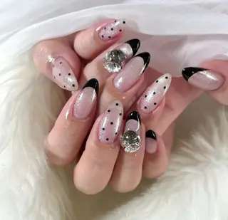 ネイル クイーンズネイル銀座所属・Queeens nailのネイルデザイン