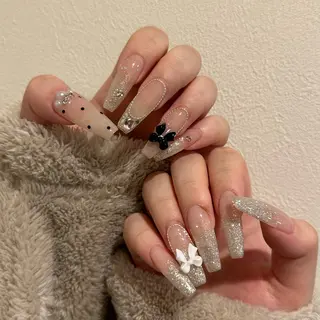 ネイル Nailist Amiのネイルデザイン