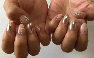 ネイル esNail&eye イーズネイル＆アイのネイルデザイン