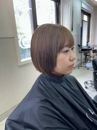 ショート カラー ヘアアレンジ ボブ/透明感ベージュ 🫧クルミ🌟のヘアスタイル