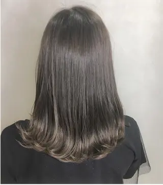 セミロング トップスタイリスト 江口 稜亮のヘアスタイル