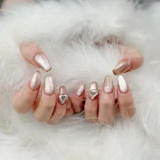 ネイル ネイルサロンクイーン 東京/新宿/大久保のネイルデザイン