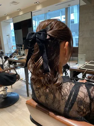 ヘアアレンジ 艶カラー/アレンジ/ はまぐちうみのヘアスタイル