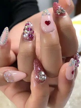 ネイル 中谷 亜佑美のネイルデザイン