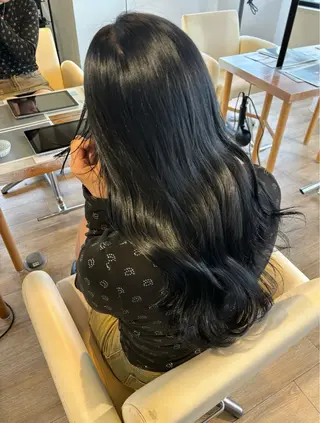 ロング カラー ヘアアレンジ 女性専用サロンiiro【イロ】所属・【韓国ヘア/透明感 カラー】makotoのヘアスタイル