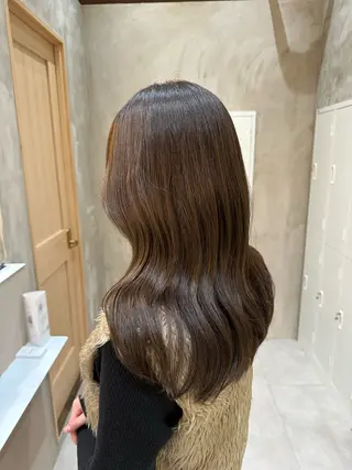 セミロング Minami🩵 新宿のヘアスタイル