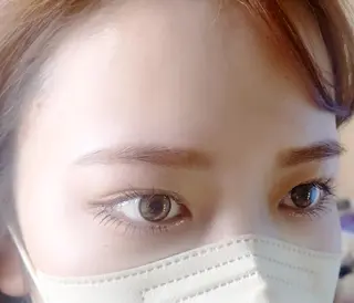 メンズ アイブロウ NAZ eyelash&eyebrow by medical salon所属・NAZ 表参道 Tomokoのマツエク・マツパデザイン