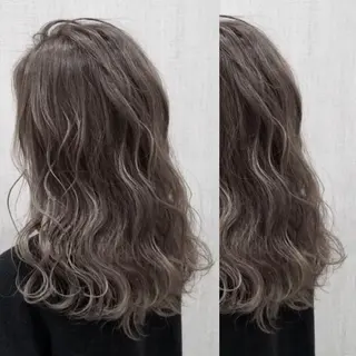 セミロング カラー ヘアアレンジ 🦋韓国ヘア 坂本 菜摘🦋のヘアスタイル