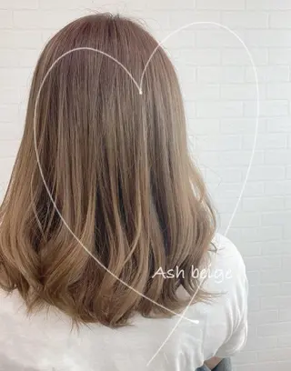 セミロング カラー GRANLUSSO 〜グランルッソ駅前店所属・木口 嘉美のヘアスタイル