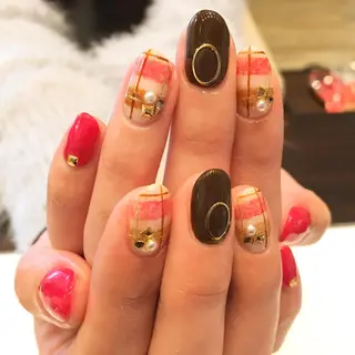 ネイル Li'leaNail AINAのネイルデザイン