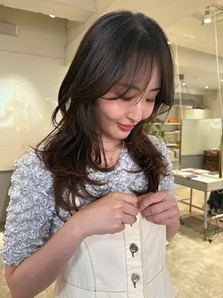 セミロング siki所属・SIKI yuuna レイヤーカット🪽のヘアスタイル