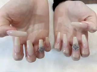 ネイル 心斎橋Salon Epokkuのネイルデザイン