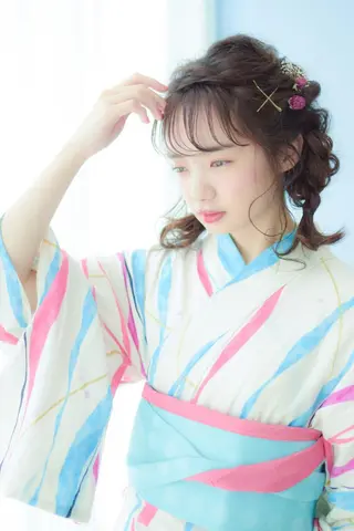 ミディアム 小林 永佳のヘアスタイル