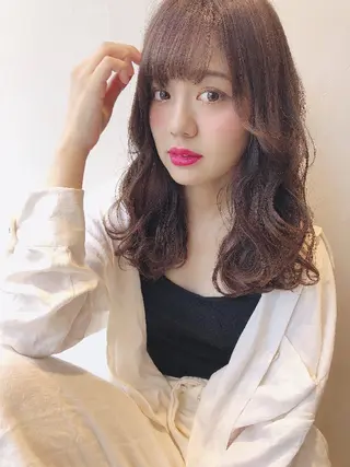 セミロング サロウィン銀座ray店所属・シノヅカ ケンゾーのヘアスタイル