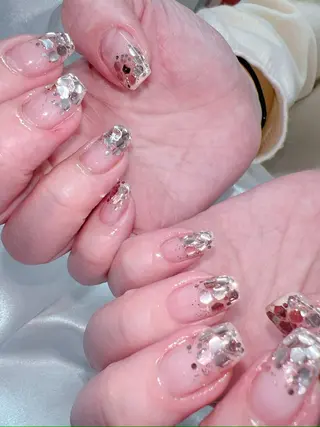 ネイル Emi lyのネイルデザイン