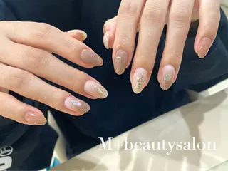 ネイル M+  Beauty Salonのネイルデザイン