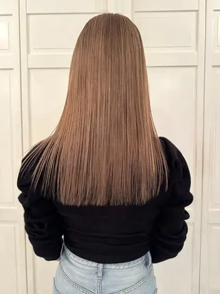 カラー ブリーチカラー🎀 韓国風/寺門美優のヘアスタイル